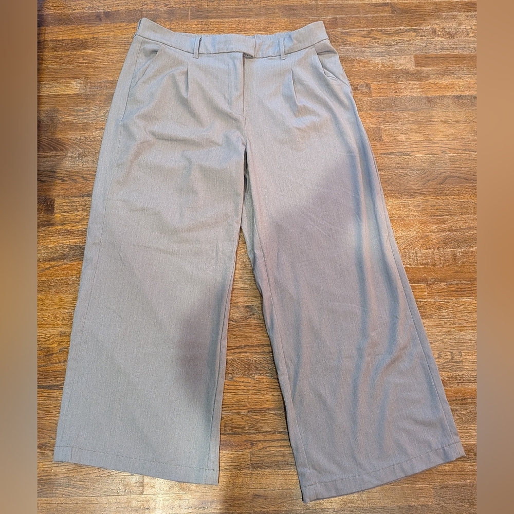 American Eagle Poppy Stretch Trousers  Color Gray 🩶  Size 16R